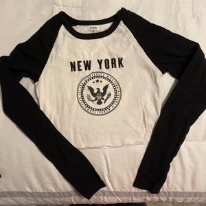 Garage cropped long sleeve tee